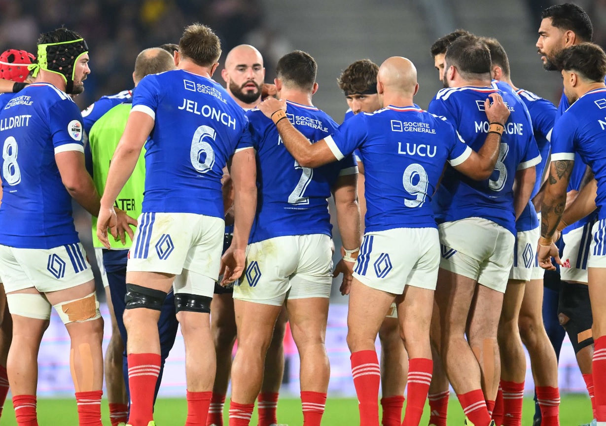 Blog_RCT's tweet card. La tournée d’automne 2025 est terminée pour le XV de France. Samedi 22 novembre, les Bleus ont bouclé leur série de trois matchs par une victoire convaincante contre l’Australie (48-33) au Stade de...