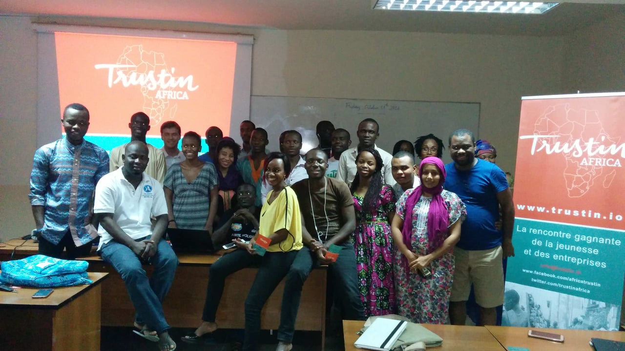 JA_Eco's tweet card. Proposer une information de qualité aux entreprises souhaitant se développer en Afrique, en faisant appel aux talents et aux compétences des jeunes du continent. C’est toute l’ambition de Trustin...