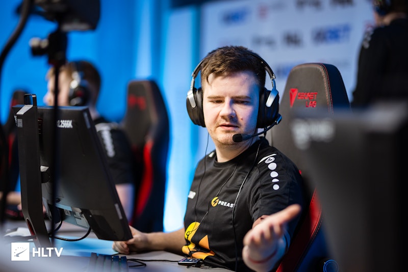 HLTVorg's tweet card. The tenured Dane reunites with ex-teammates Magisk and zonic, making Falcons a majority-Danish squad.