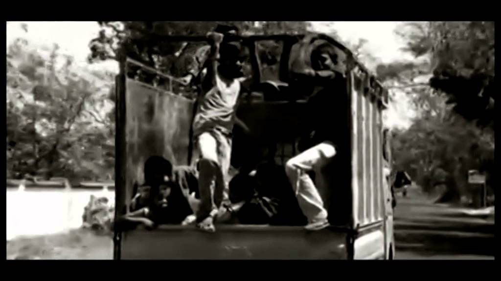 narendramodi's tweet card. Amethi's untold story - Hindi