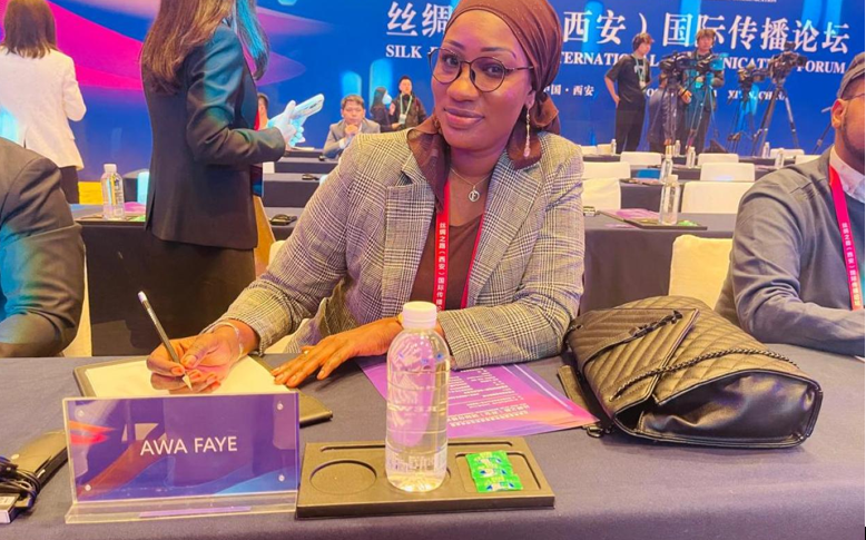 SunuDiotaye's tweet card. Une distinction fondée sur la constance L’excellence repose souvent sur la régularité des efforts.Ainsi, le jury du Prix AJSPD a salué cette rigueur.Il a récompensé Awa Faye ce 22 novembre 2025.La...