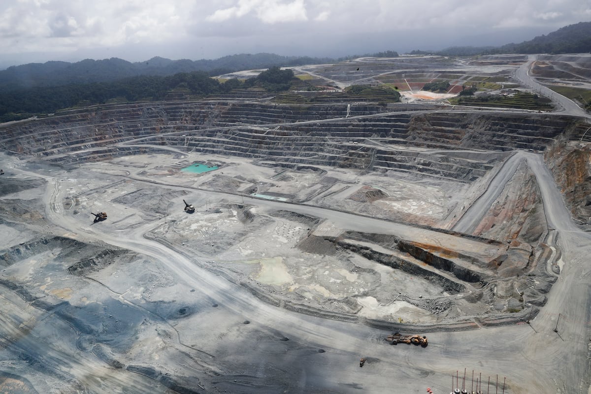 R_RuizDiaz's tweet card. Recientemente, la Comisión de Presupuesto de la Asamblea Nacional aprobó un traslado de partida por $4.7 millones solicitado por el ministro de Comercio e Industrias, Julio Moltó....