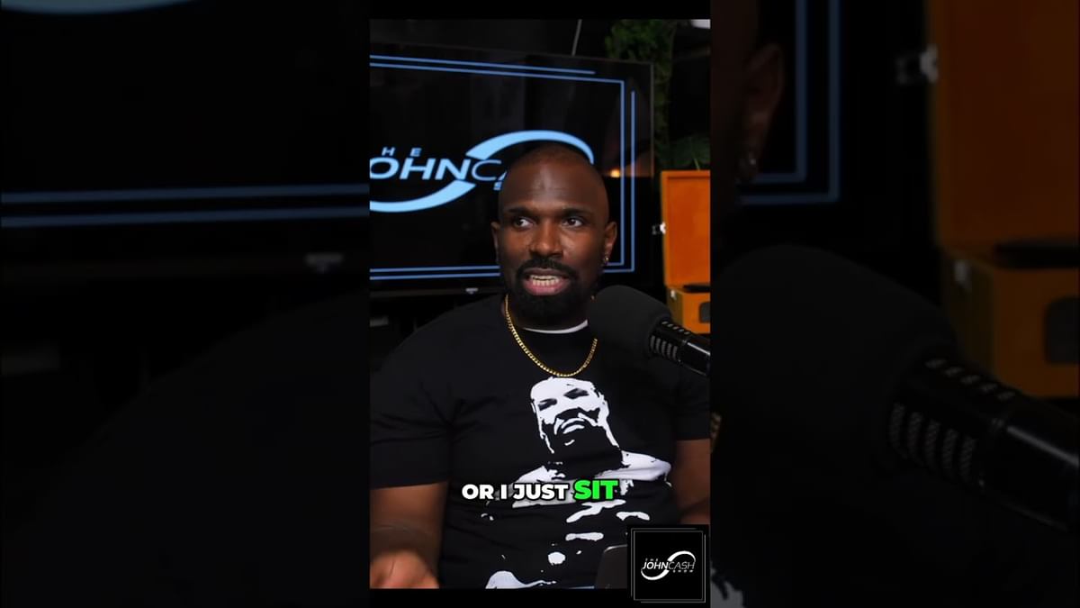 _JohnCash's tweet card. Either pay me for the work I've already done for these past 2 weeks, or I just sit here... Your choice. Straight up. #GetPaid #WalkingOut #PayMe #WorkLife...