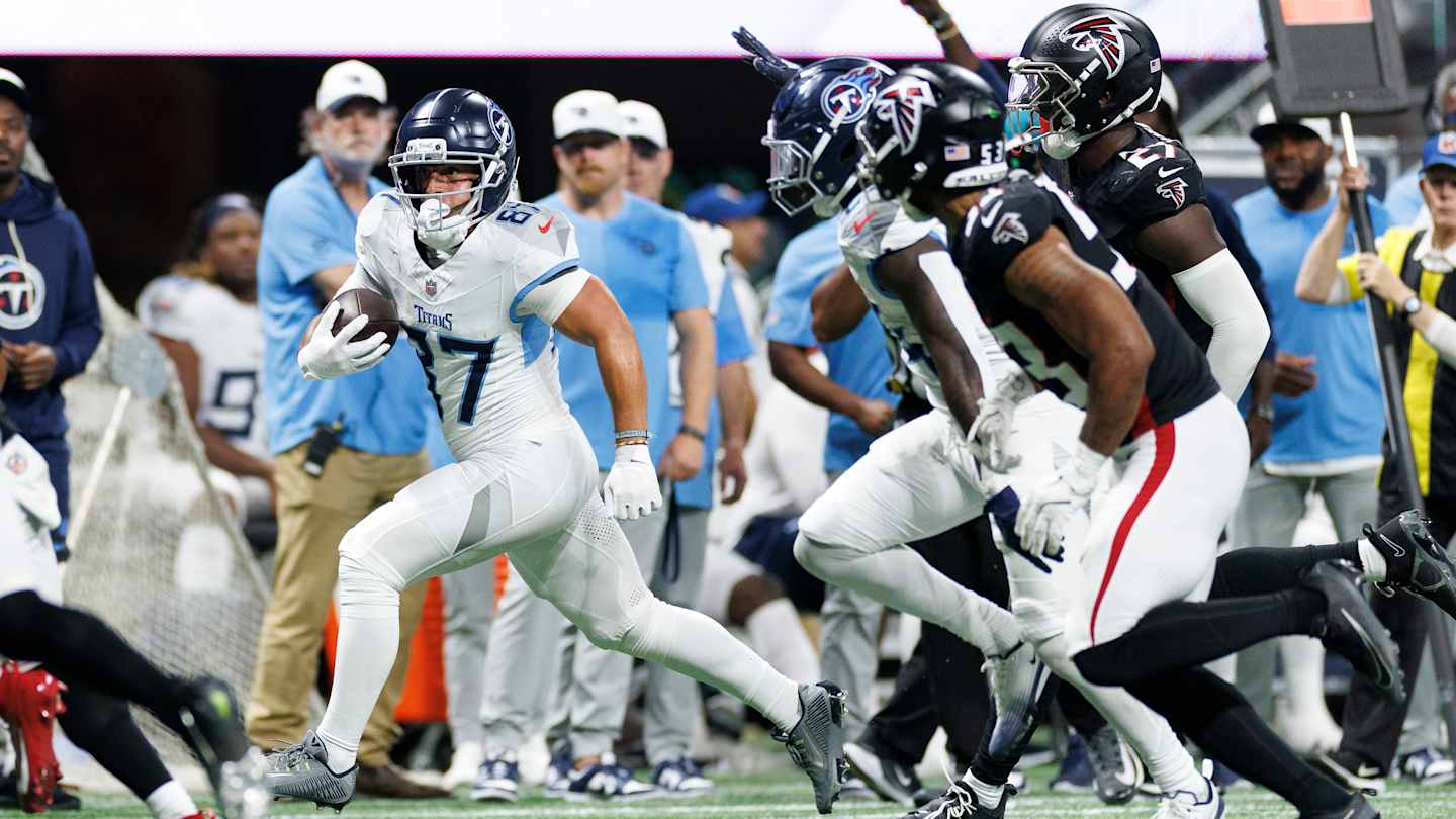Titan_Sized's tweet card. The Tennessee Titans offense has the tough task of matching up against one of the best defenses in the NFL when they host the Seattle Seahawks in Week 12. Despi