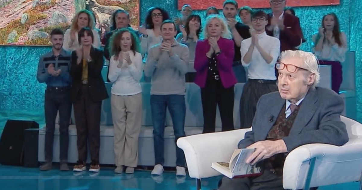 Tommasocerno's tweet card. L'arte e la vita di Vittorio Sgarbi . A Domenica In  su Rai1 il critico intervistato da Mara Venier e Tommaso Cerno  è app...