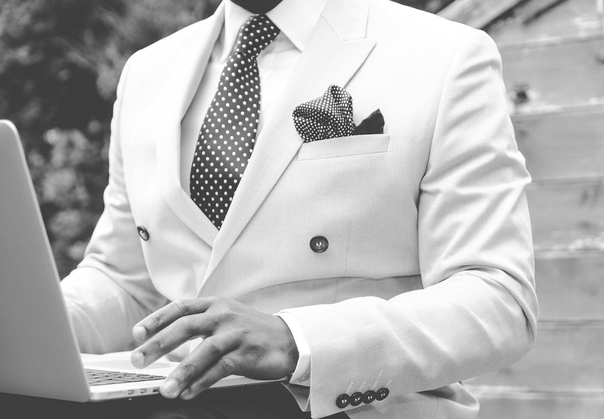 MotoCode's tweet card. It’s Zuora’s, and it’s brilliant. Here’s why.