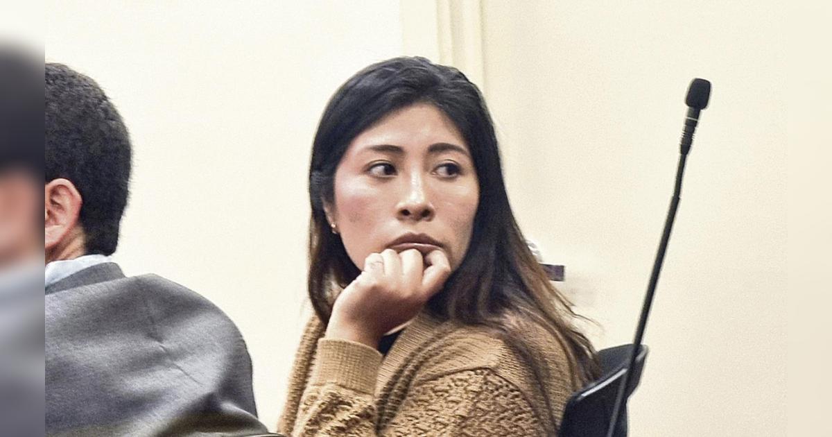 Politica_LR's tweet card. "Es importante precisar que el que se otorgue la condición de asilada política a Betssy Chávez, expremier o a Nadine Heredia, ex primera dama, no significa asumir que son inocentes y tampoco culpab...