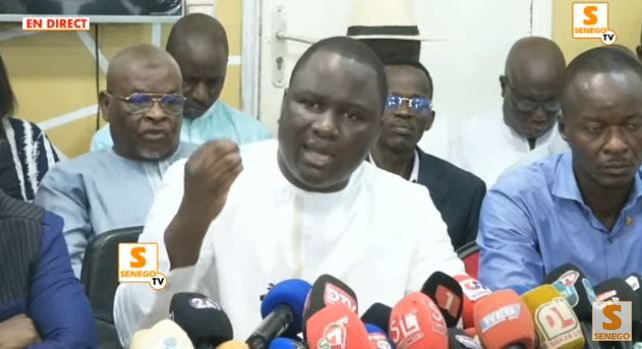 senego's tweet card. En visite aux chantiers de l’aéroport Ousmane Masseck Ndiaye de Saint-Louis et de l’Université Gaston Berger (UGB), le ministre des Infrastructures, Déthié Fall, a exprimé son insatisfaction sur les...