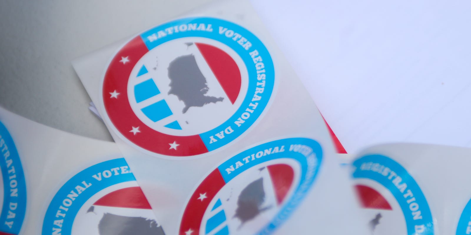 JCPSTinker's tweet card. In Louisville, Kentucky, Jefferson County Public Schools wants all eligible students and staff to register to vote in the Nov. 3 election.