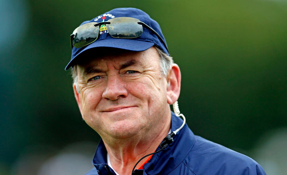 jnugent3's tweet card. he offer was sealed with a handshake on a March night in 1999. Ian Webb, chairman of the General Committee of the Royal and Ancient Golf Club and chairman of the committee formed to find a successor...