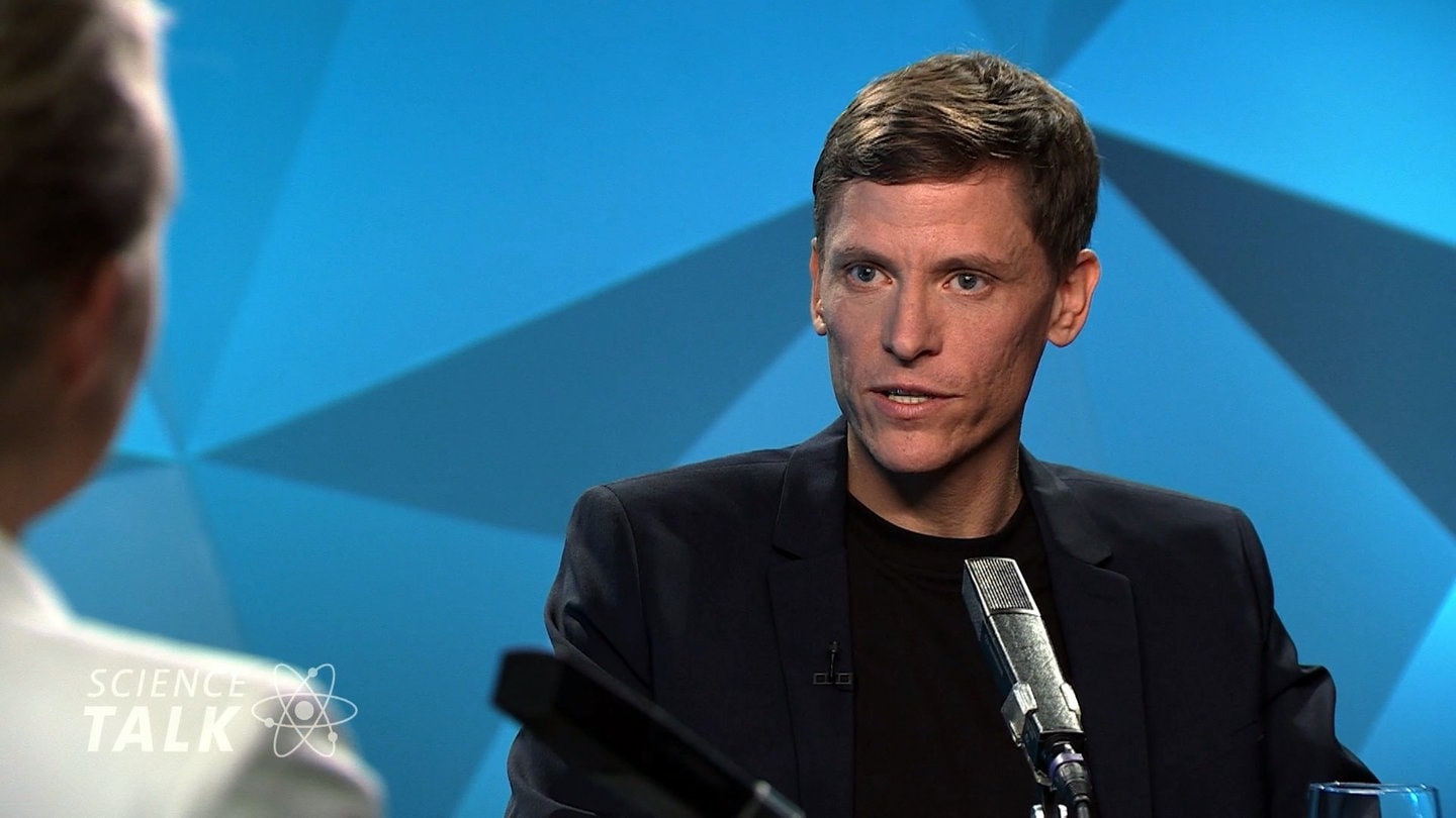 Pflegeherz12's tweet card. Long Covid bei Kindern und Jugendlichen verläuft oft anders als bei Erwachsenen. Auch bei den Auswirkungen im Alltag gibt es große Unterschiede. Wie kann man den Betroffenen helfen?