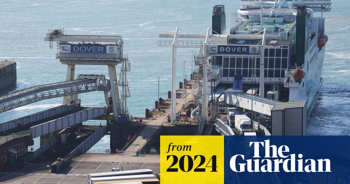 LewesEUnity's tweet card. Lorries carrying meat, cheese and cut flowers held up by new checks, with retailers rejecting some orders