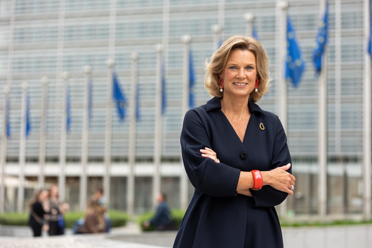 manus_carlisle's tweet card. The high-level EU official was lobbying against Israel sanctions using bogus claims on antisemitism, according to a "sensitive" cable from Tel Aviv leaked to EUobserver.  