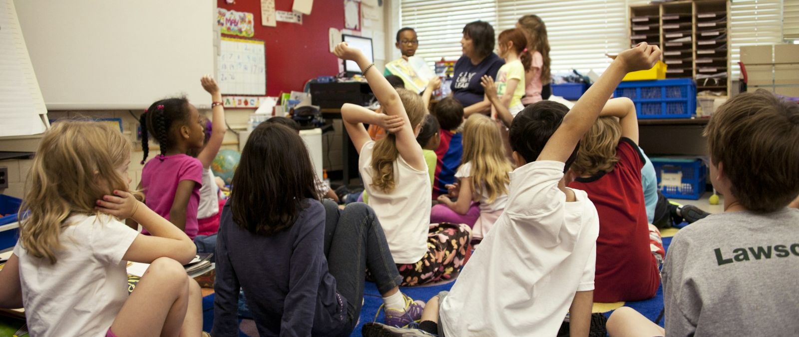 factchequeado's tweet card. La incorporación exitosa de los hijos de inmigrantes al sistema educativo es un gran desafío, según el informe Encrucijadas:…