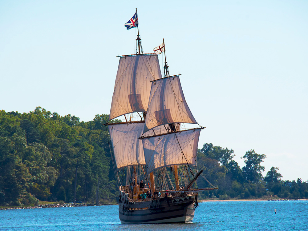 bitemobileapps's tweet card. Making a sweeping architectural change in your code doesn't have to be confusing or complicated. The secret is incremental changes.