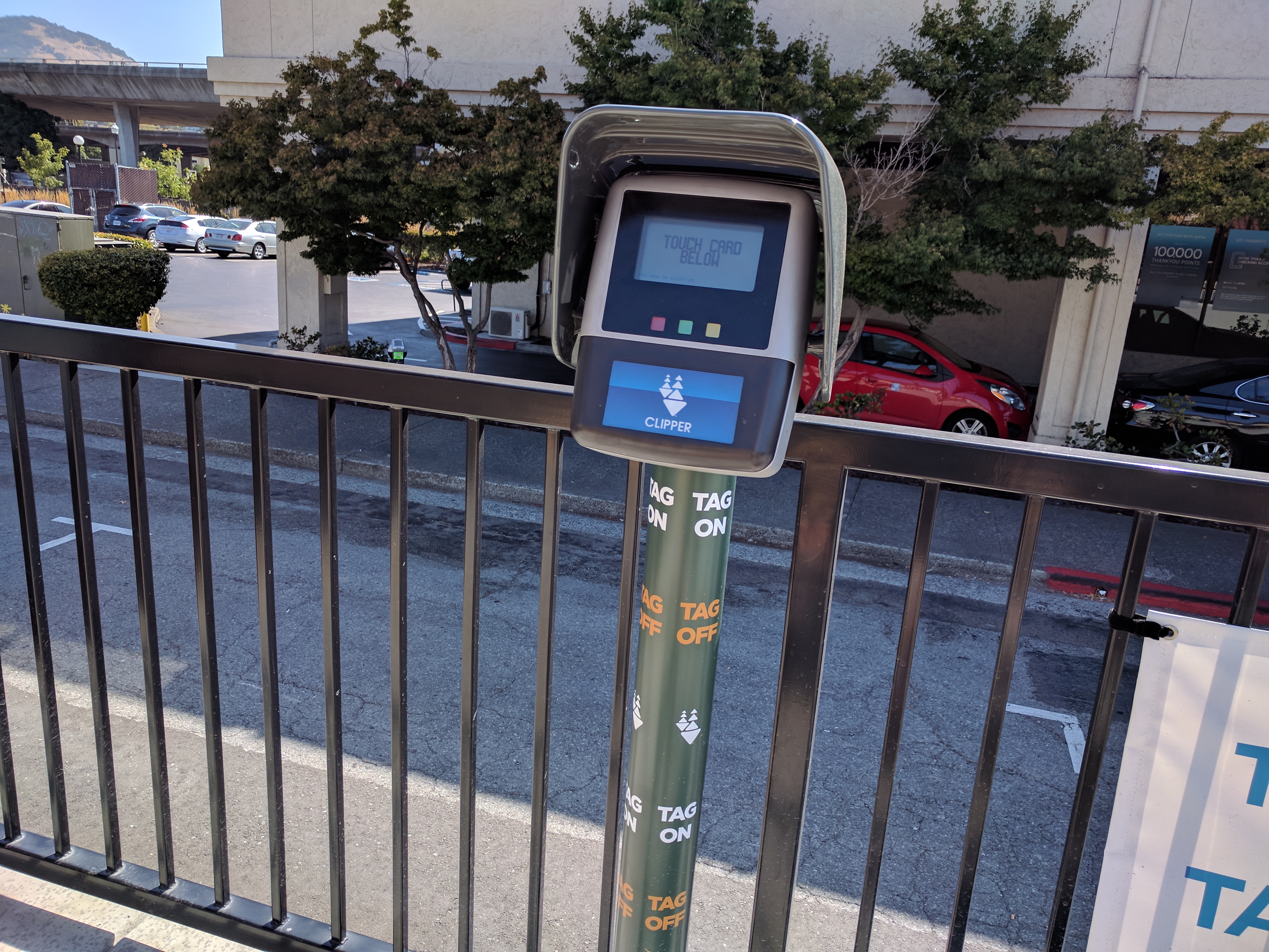 TransForm_Alert's tweet card. If done poorly, without including discount fare programs or providing banking support services, the move to open payments risks leaving low-income riders further behind, finds a new report from the...