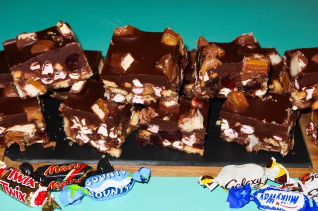 elledevesonx's tweet card. Hello lovelies, I don’t know about you but to me, it isn’t Christmas without a tub of Celebration Chocolates, right? I can’t ever remember a Christmas without them on our treat table and after many…