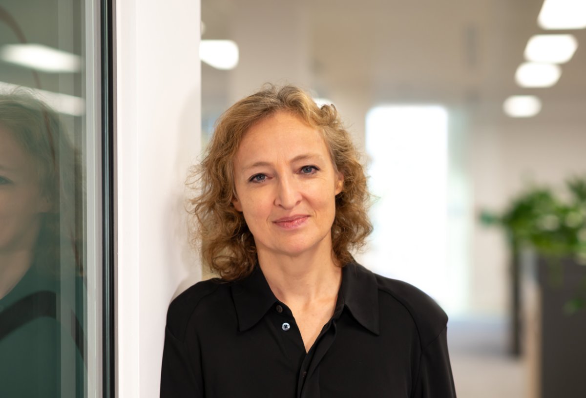 DanielNenni's tweet card. Born in France, now living in the Netherlands, Christelle Faucon…