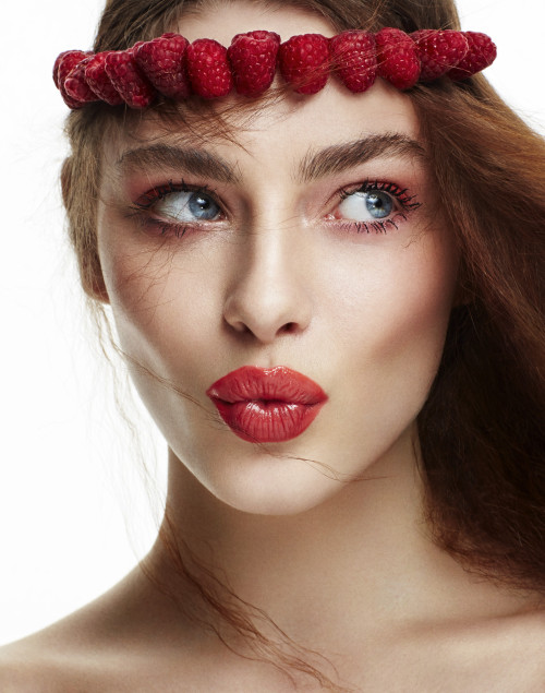 Ultra_Models's tweet card. Sofie for Elle Turkey Magazine May 2015!