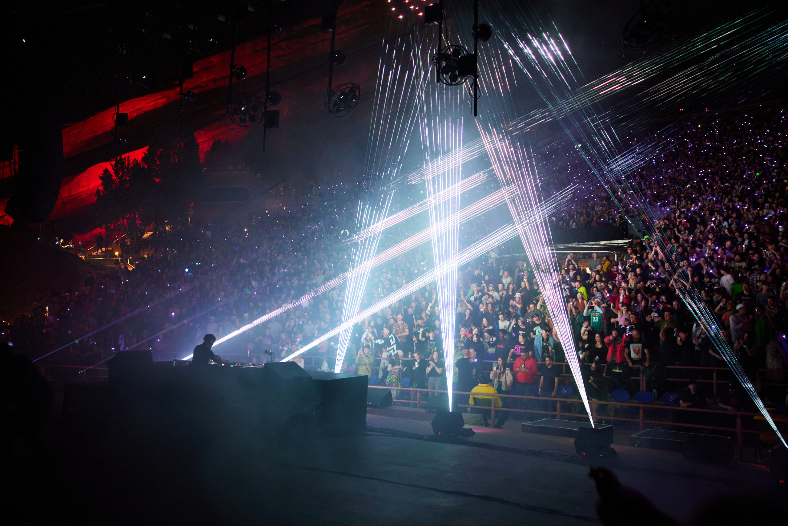 TheEDMNetwork's tweet card. If there were ever a "you had to be there" moment in the Skrillex lore, it was his preternatural Red Rocks rave.