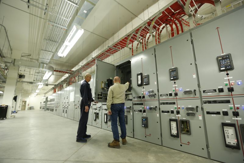 csaz462arcflash's tweet card. Picture 2 Do these Qualified Electrical Workers High Voltage need full body arc flash & shock PPE to open the door and stand in front of the metal clad 25kV SWGR that is energized? If yes why?...