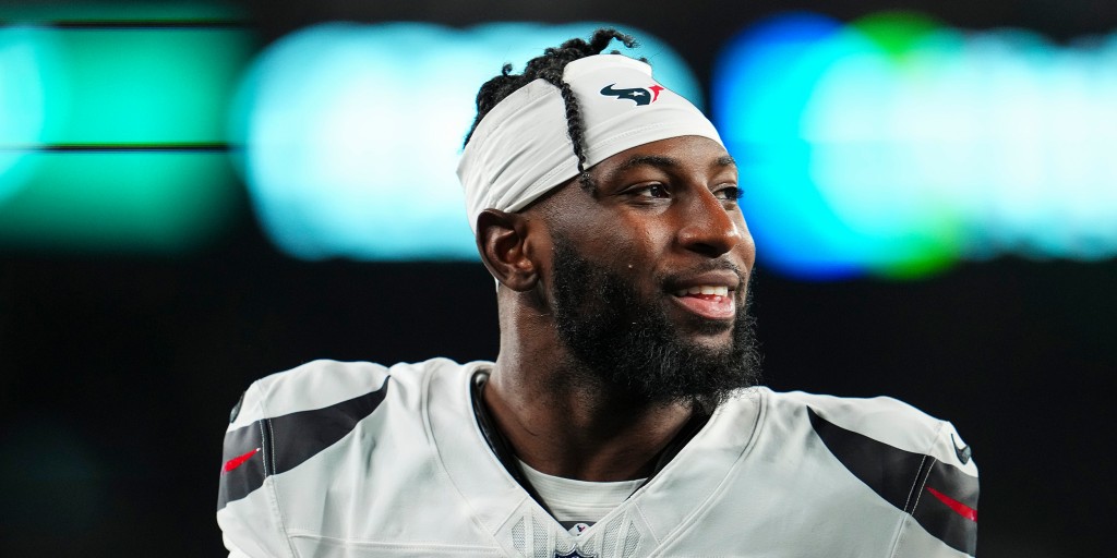 NBCNews's tweet card. Police are searching for a suspect in connection with the early Sunday shooting.