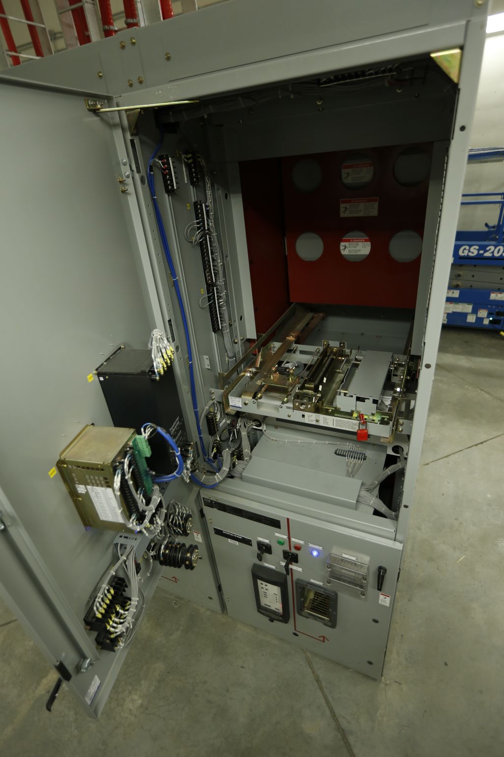 csaz462arcflash's tweet card. Do you need full body arc flash PPE to be standing in front of this energized 13.8kV SWGR with the door open? If yes why? | 25 comments on LinkedIn