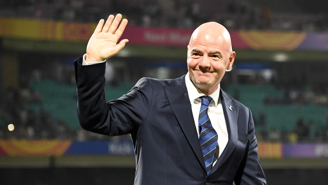 bpschut's tweet card. De KNVB steunt de herverkiezing van Gianni Infantino als voorzitter van de FIFA, maar stelt daar wel voorwaarden aan. De Nederlandse voetbalbond wil onder meer dat criteria wat betreft mensenrechten...