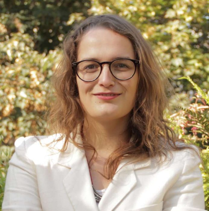 ladisonline's tweet card. Svenia Busson est la co-fondatrice d'EdTech Tours et la fondatrice de LearnSpace. Elle est signataire du manifeste Edtech France, et a contribué à ses débuts.