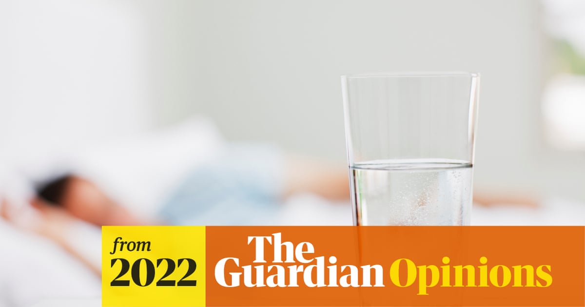 STOKee62's tweet card. In people who have difficulty swallowing, thin fluids risk causing aspiration pneumonia – but we must listen to our patients