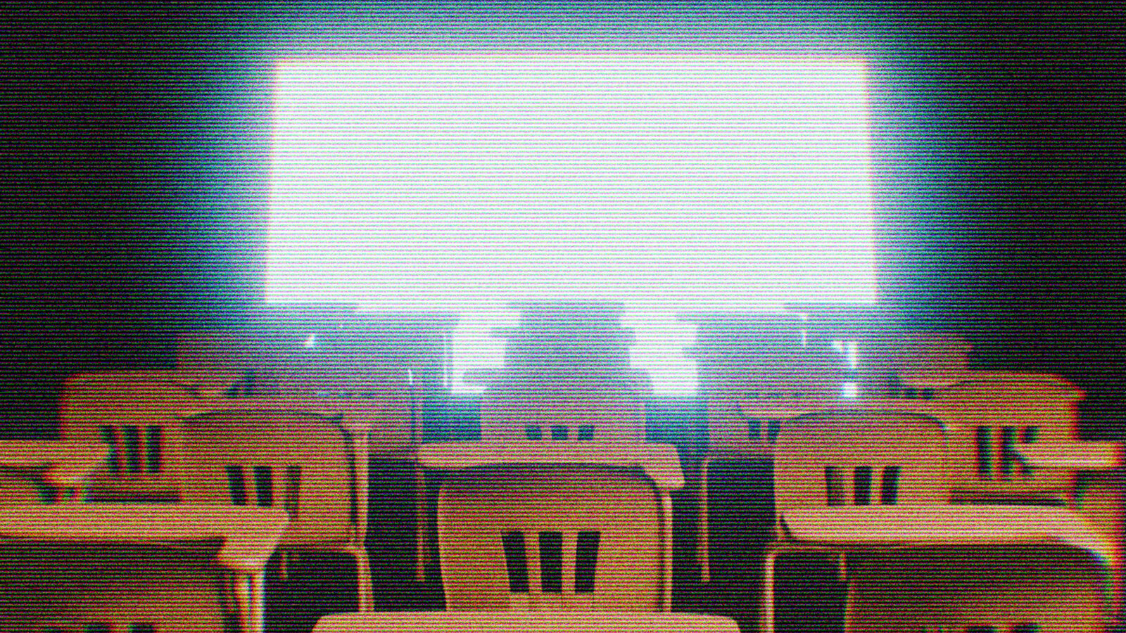 jean_twenge's tweet card. Asking students to drill down on their schoolwork amid an array of digital distractions is inimical to learning.