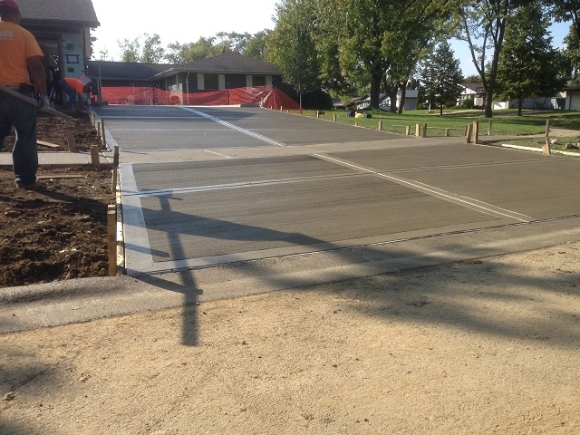 CementConc's tweet card. Concrete driveways are quite popular because not only do they offer a long-lasting parking solution, but they also require very little maintenance.