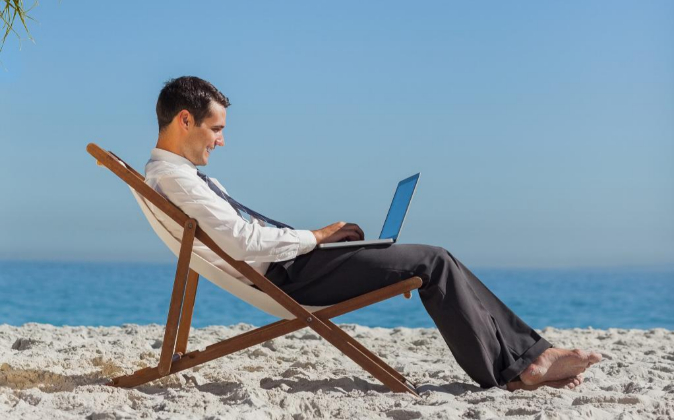 Ruanoabogados's tweet card. El Tribunal de Justicia de la Unión Europea (TJUE) ha afirmado que cuando un trabajador pone fin por voluntad propia a la relación laboral tiene...