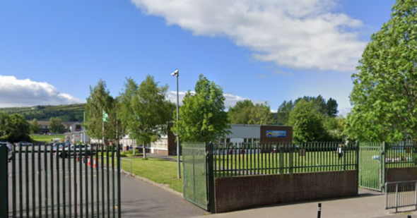 Tweet card summary image