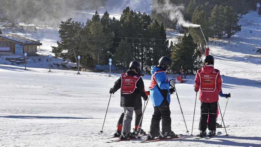 Pierre_Mathis's tweet card. Dans un arrêté daté du 8 octobre 2025, le préfet des Pyrénées-Orientales a autorisé la création d’une grande retenue d’eau de 113 000 mètres cubes sur les hauteurs des Angles, au roc d’Aude. L’ouvr...