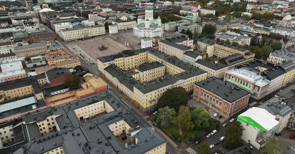 metinee_buaphan's tweet card. Last week, Finance Minister Riikka Purra (Finns) warned parliament members that Finland would likely be subject to the Excessive Debt Procedure.