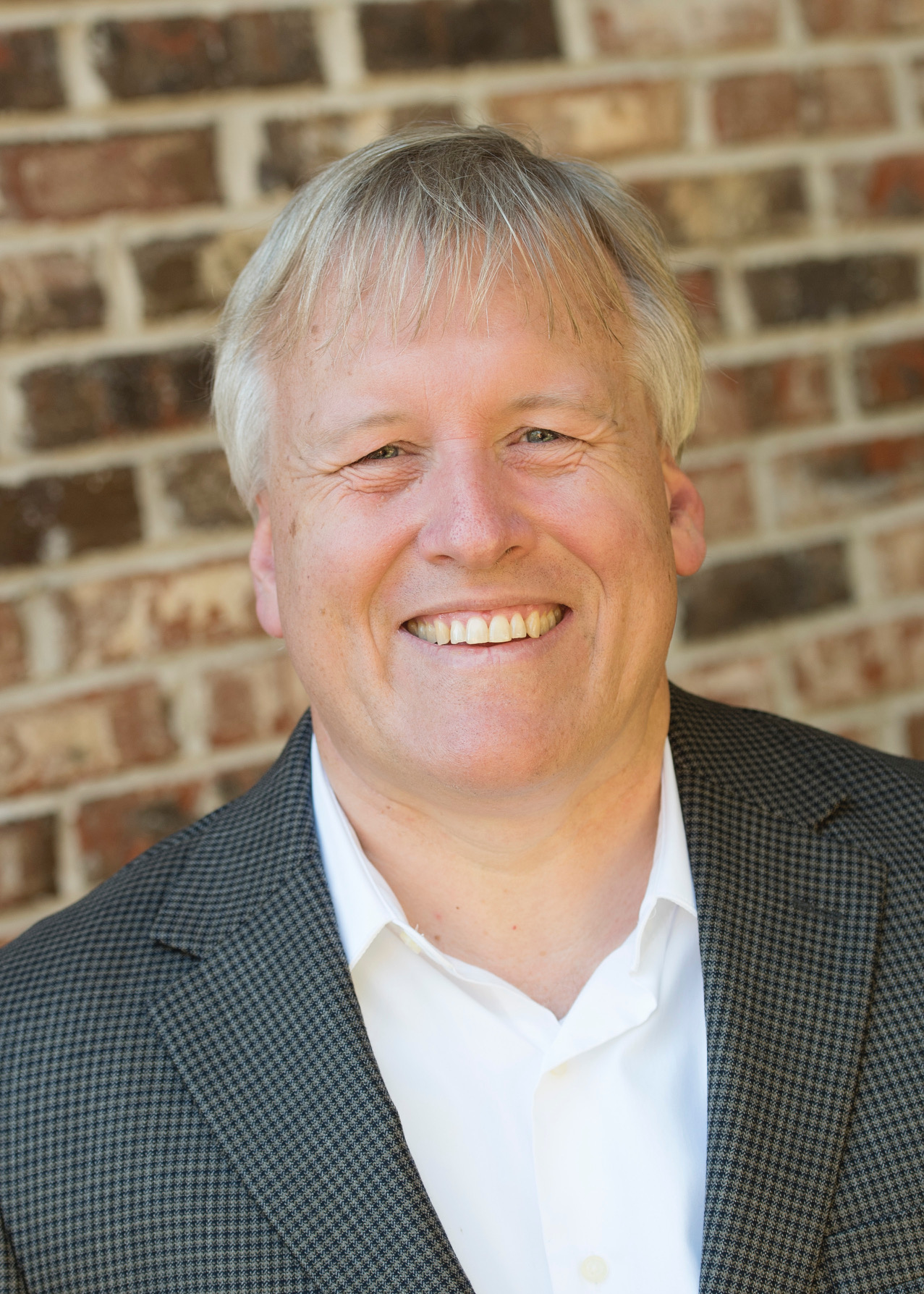 DemocracyFound's tweet card. How states are leading the way on election reform 