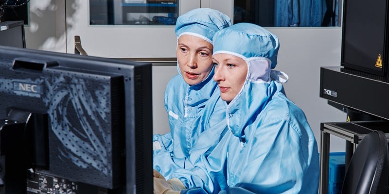 jd_zeeman's tweet card. Scientists at the Albert Einstein College of Medicine have made major contributions to biomedical research with the support of its partners at IBM.