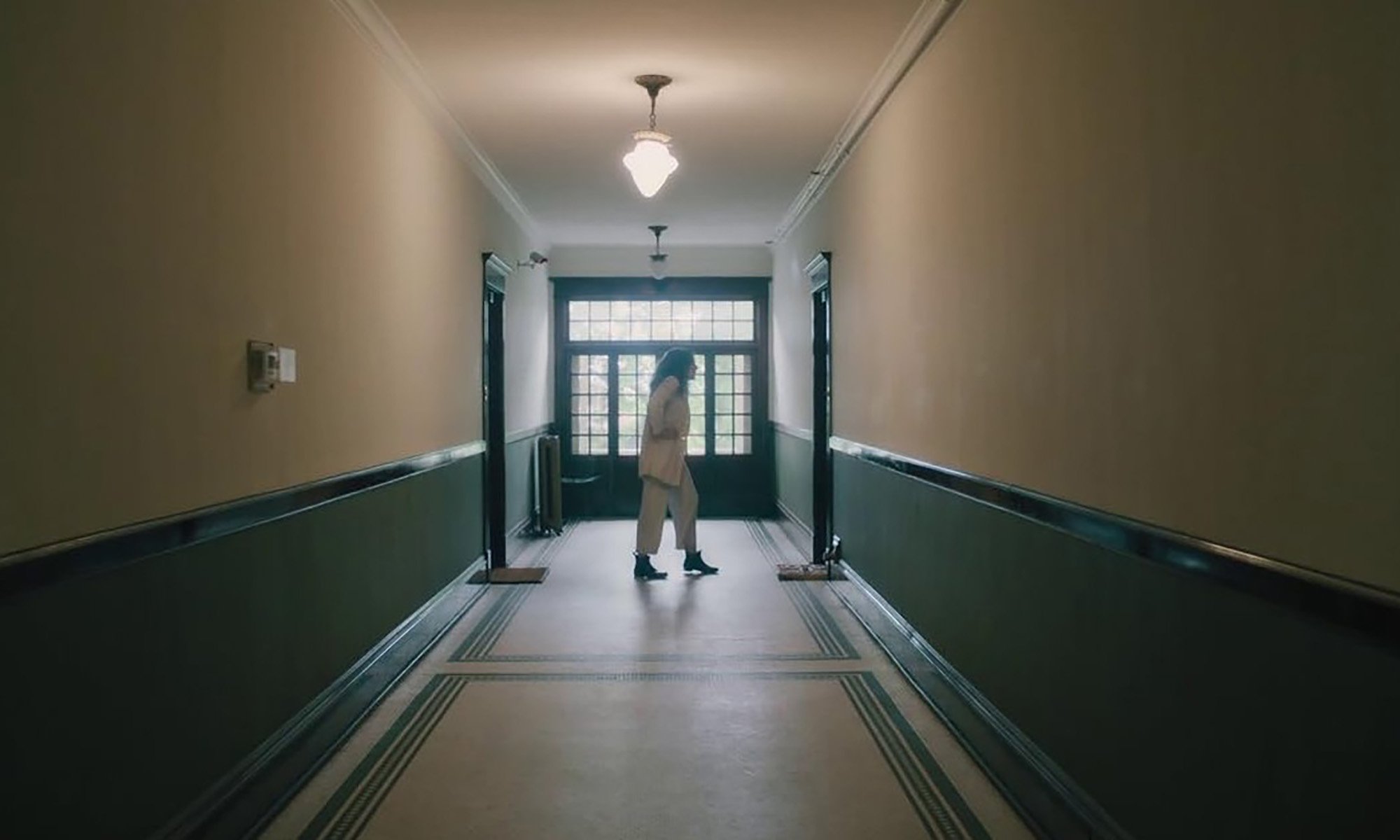 PopverseSays's tweet card. The unlikely trauma bond I developed with Toni Collette's Annie from Hereditary.