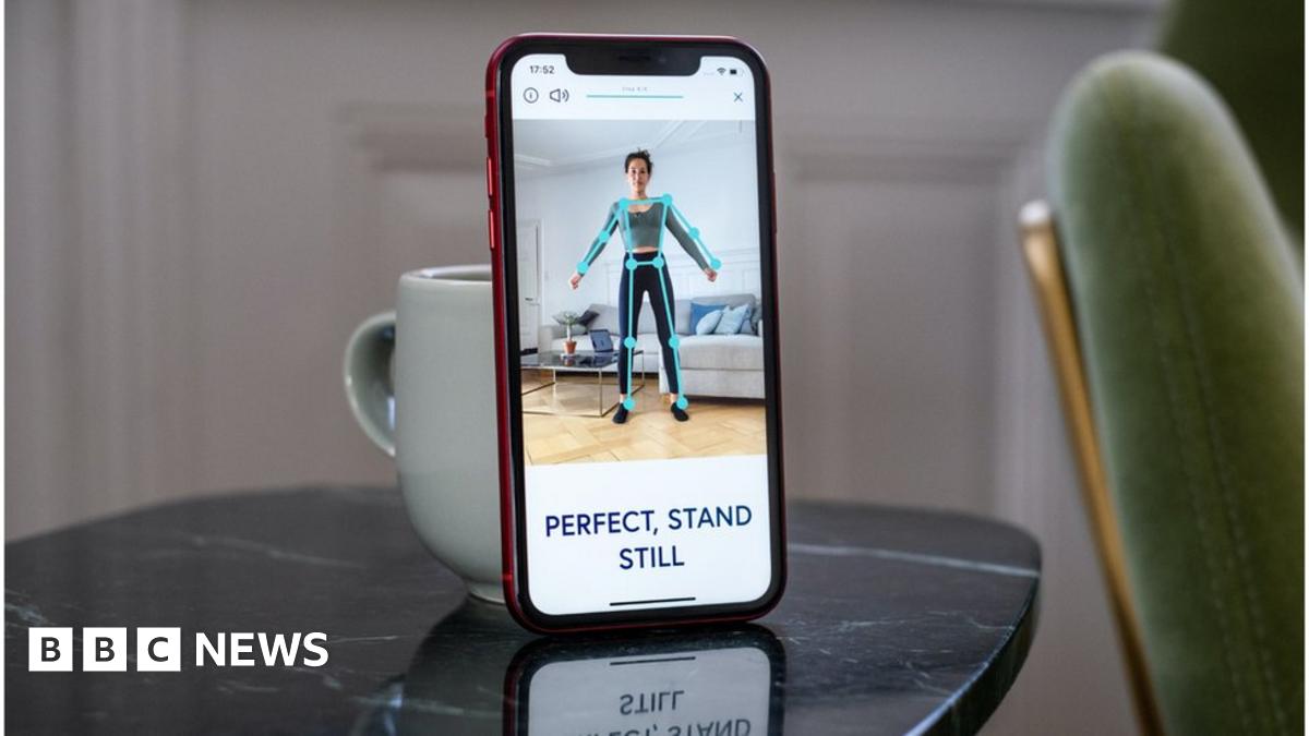 thinkfutureFAST's tweet card. New apps use your phone to record your dimensions and recommend what size to buy at shops.