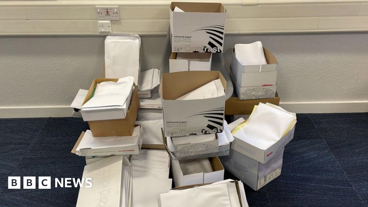 CompSciRoberts's tweet card. The CEO of Oxford Health Foundation Trust says it has done all it can to maintain services.