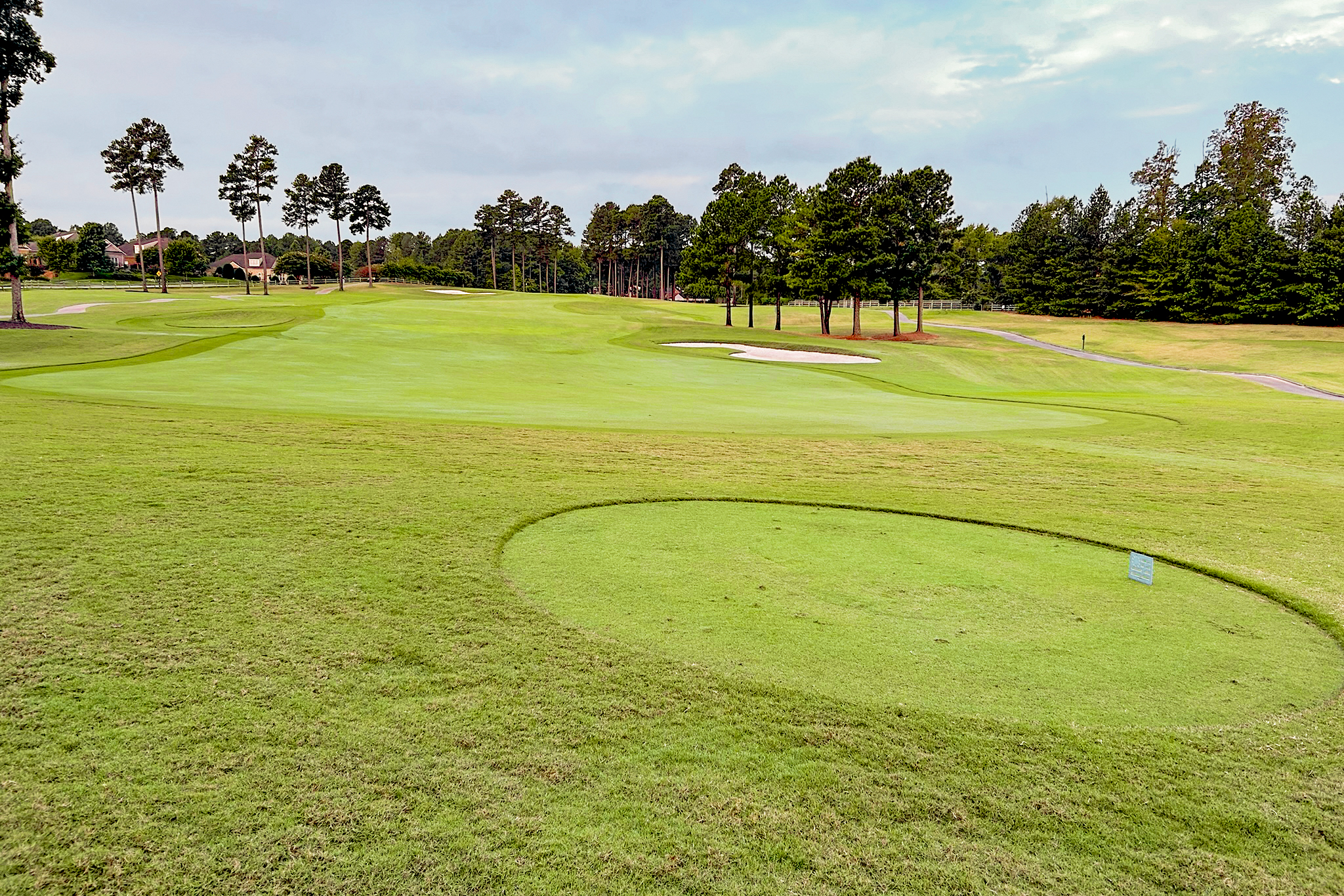 jeffwcc1_jeff's tweet card. Innovation was on full display at both U.S. Mid-Amateur host sites this year. There were numerous lessons to learn about management, thoughtful course design and creative setup.