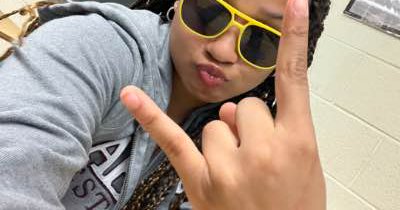 Tweet card summary image