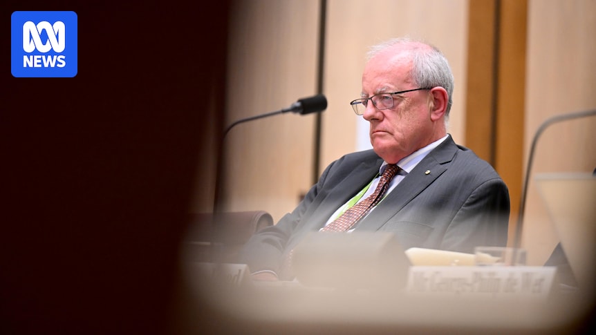 DavidPocock's tweet card. National Anti-Corruption Commission chief executive Philip Reed writes to parliament apologising for inaccuracies in evidence given during Senate estimates. 