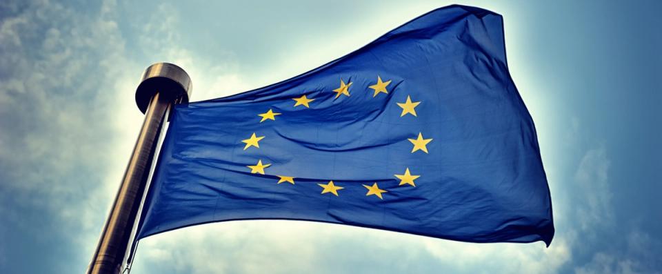 XDCFoundation's tweet card. Assetera’s new API lets crypto exchanges offer tokenized stocks and bonds across Europe without a license.