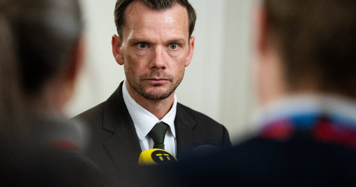 bupldk's tweet card. Lovforslag tager ikke højde for bevisbyrder eller godtgørelser ifølge flere kritiske fagforeninger.