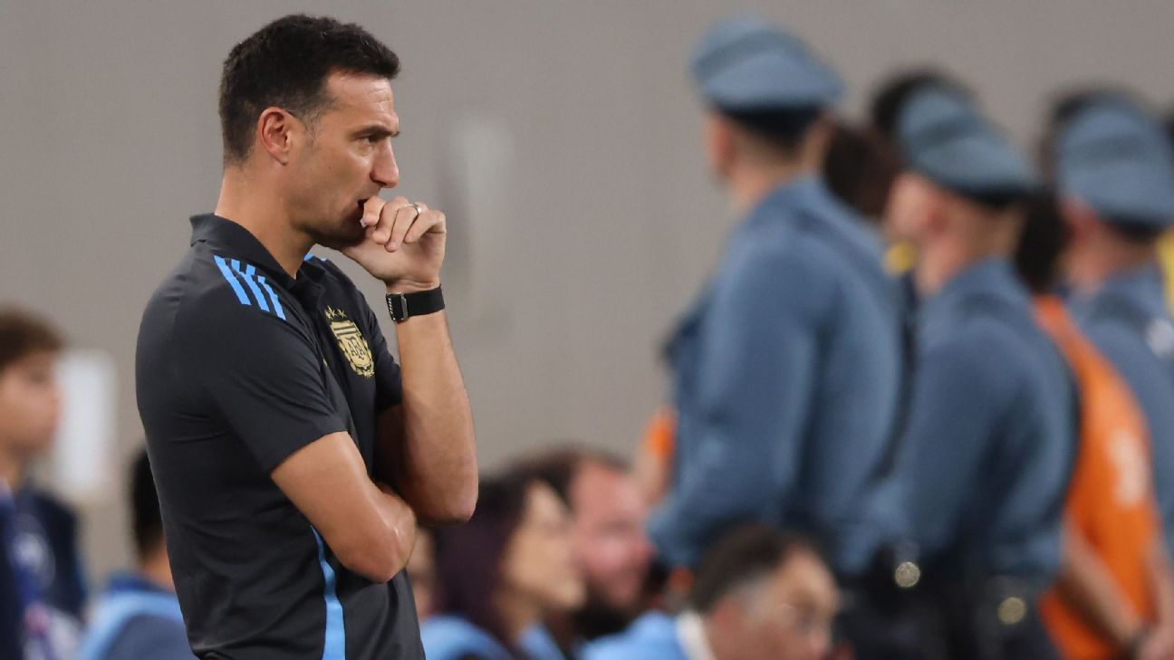 DocMerazESPN's tweet card. La vigente campeona de la Copa América, ya clasificada a cuartos de final, busca terminar primera en el Grupo A. Lionel Scaloni definió a su XI para el tercer partido en Estados Unidos.