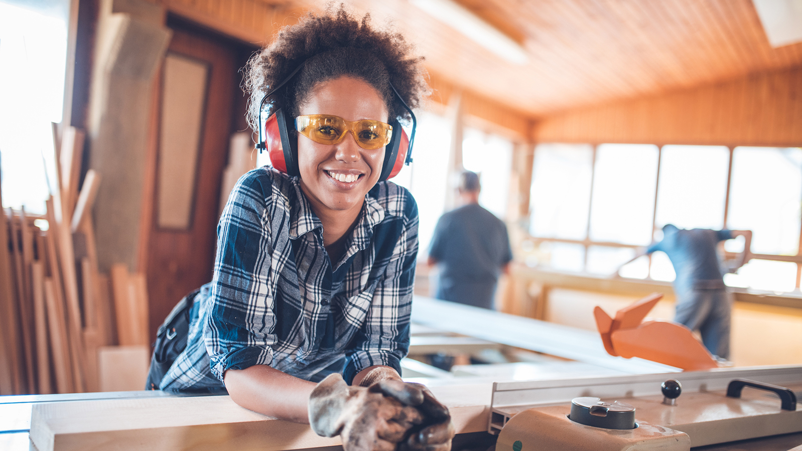 NAHBhome's tweet card. A builder shares insights on how companies can recruit and retain talented women.