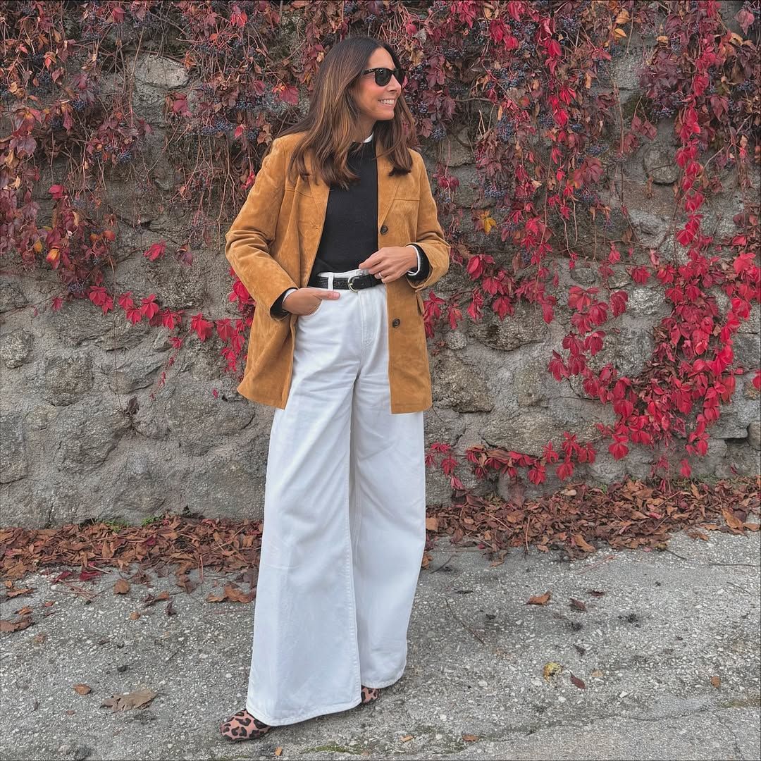 MonicaSdelMonte's tweet card. G&M (Instagram: @gastronomia_y_moda). Si hay una prenda que ha logrado mantenerse como un icono atemporal dentro del armario femenino, esos son los pantalones blancos. Su estética limpia, luminosa y...