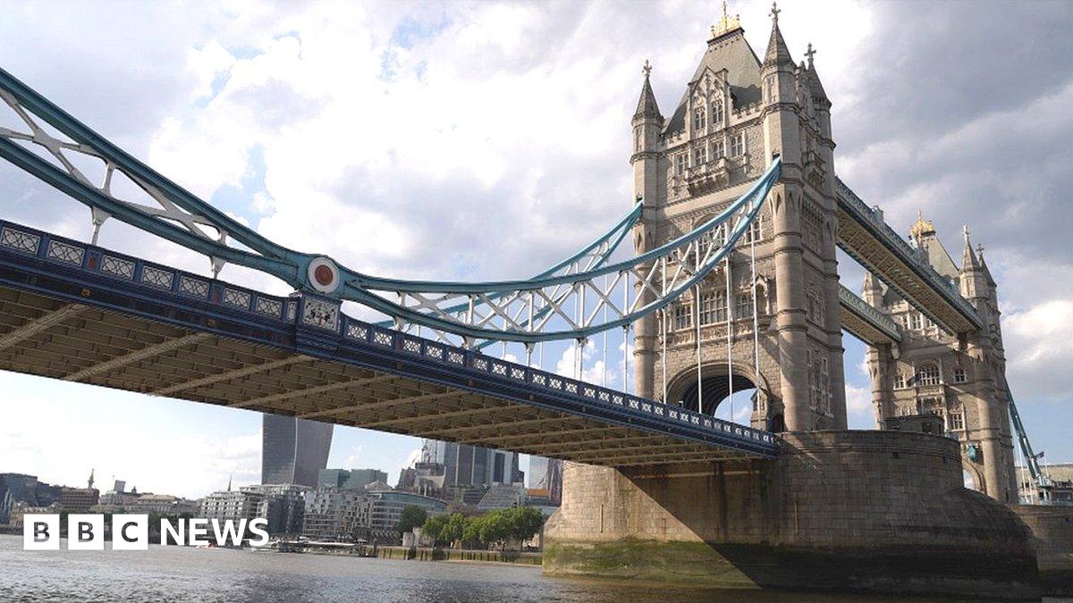 CSIUWL's tweet card. Twenty years ago, a young African boy was murdered and his torso was dumped in the Thames. It's the longest unsolved child murder case in the recent history of the Metropolitan Police.